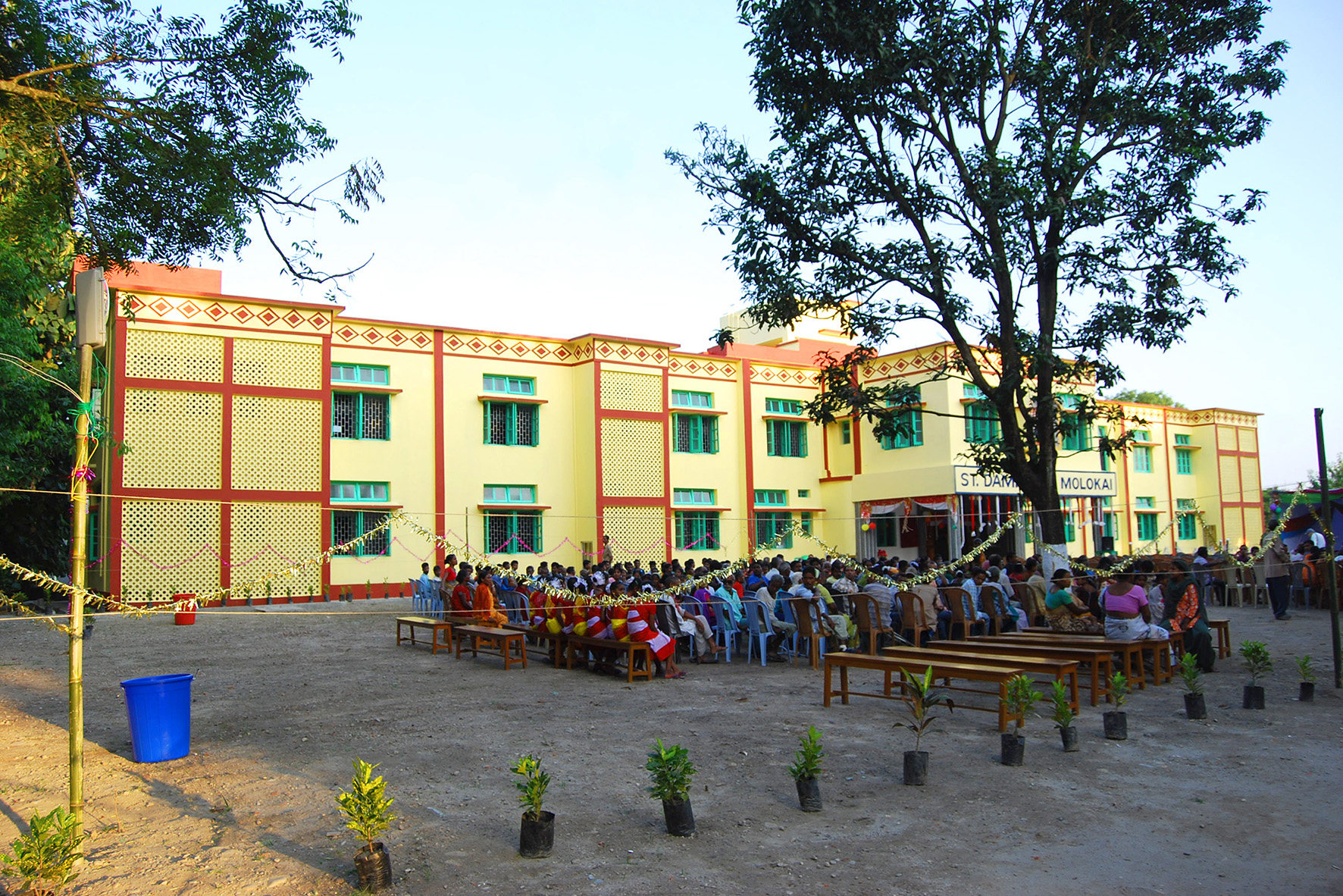 L'Ospedale-lebbrosario 'St. Damien of Molokai' di Matigara (West Bengala), costruito grazie alle donazioni raccolte dal Comitato SOS-India, foto  aut./SOSIndia